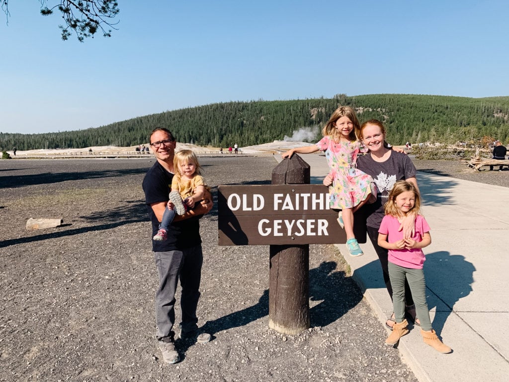 10-fun-things-to-do-with-kids-in-yellowstone-hike-it-baby-atelier