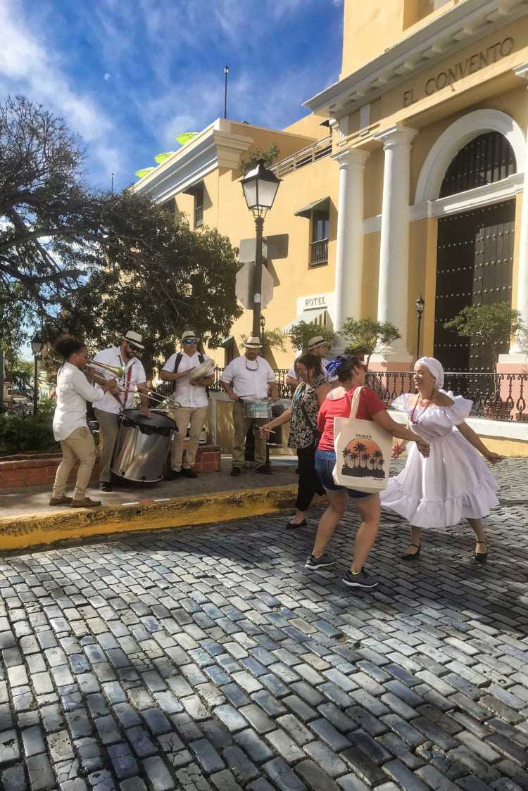 Local Puerto Ricans dancing in the streets - fun things to do in Puerto Rico
