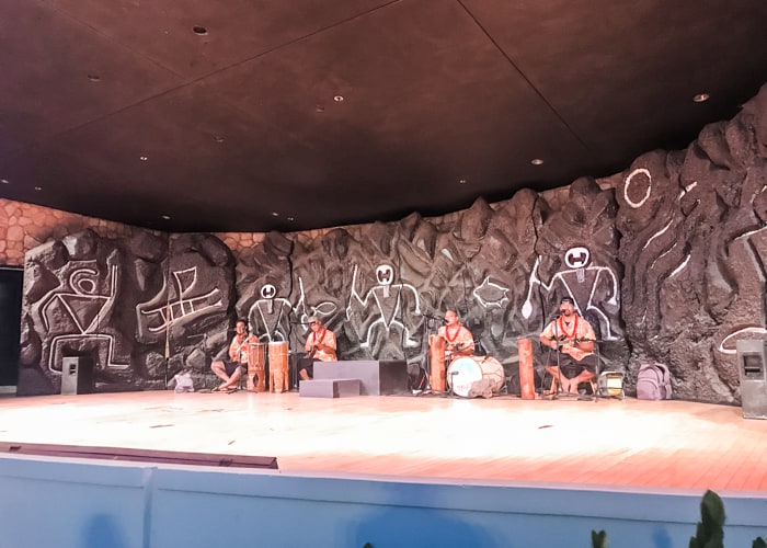Performance during a Hawaiian Luau