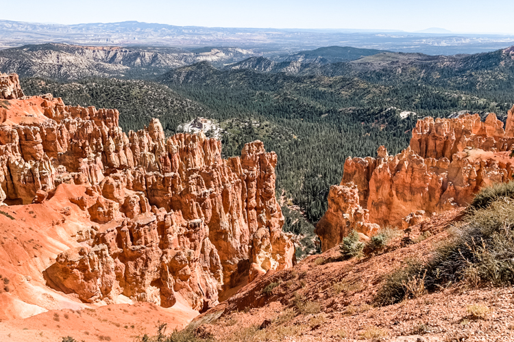 Scenic view of Bryce Canyon National Park 
