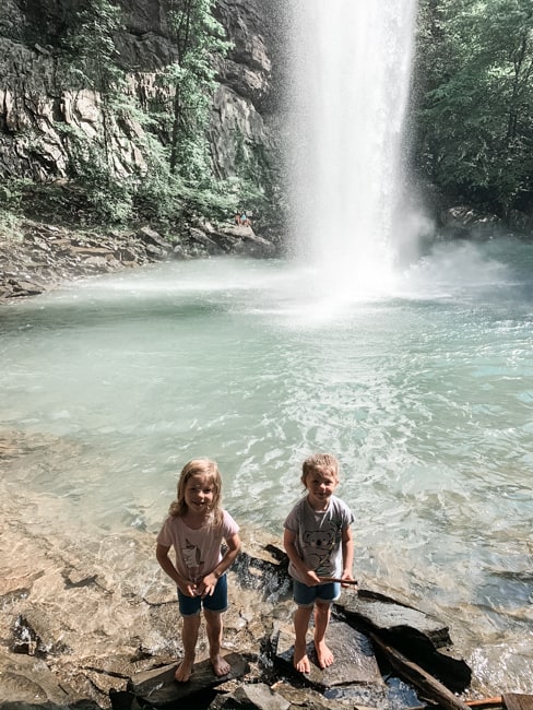 Ozone Falls State Natural Area