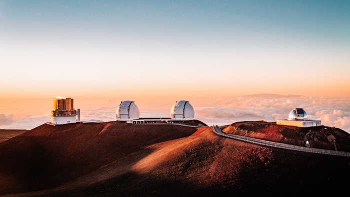 Stargazing is one of the best things to include in your Big Island itinerary
