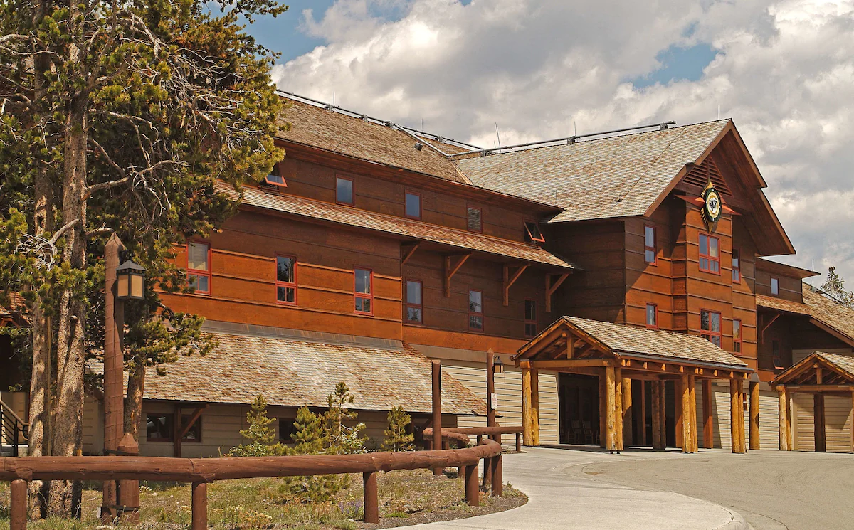 During the winter there are two choices for where to stay at Yellowstone National Park