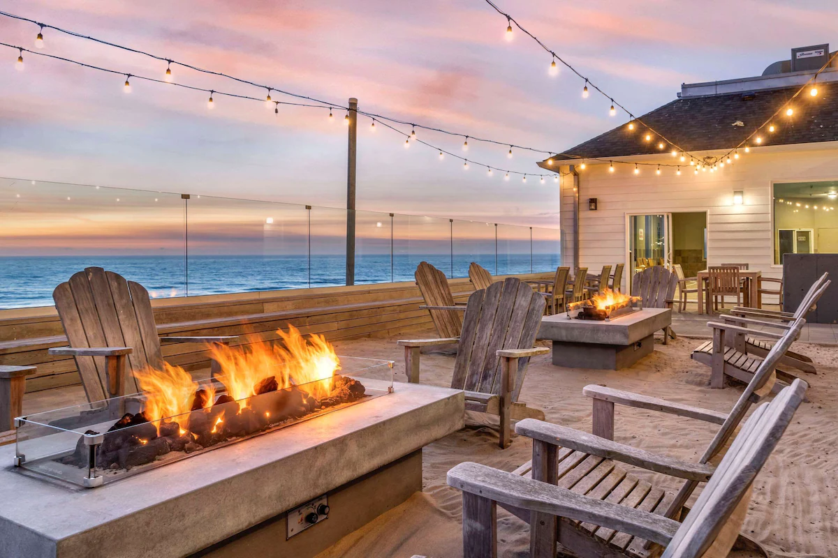 Elizabeth Oceanfront Suites