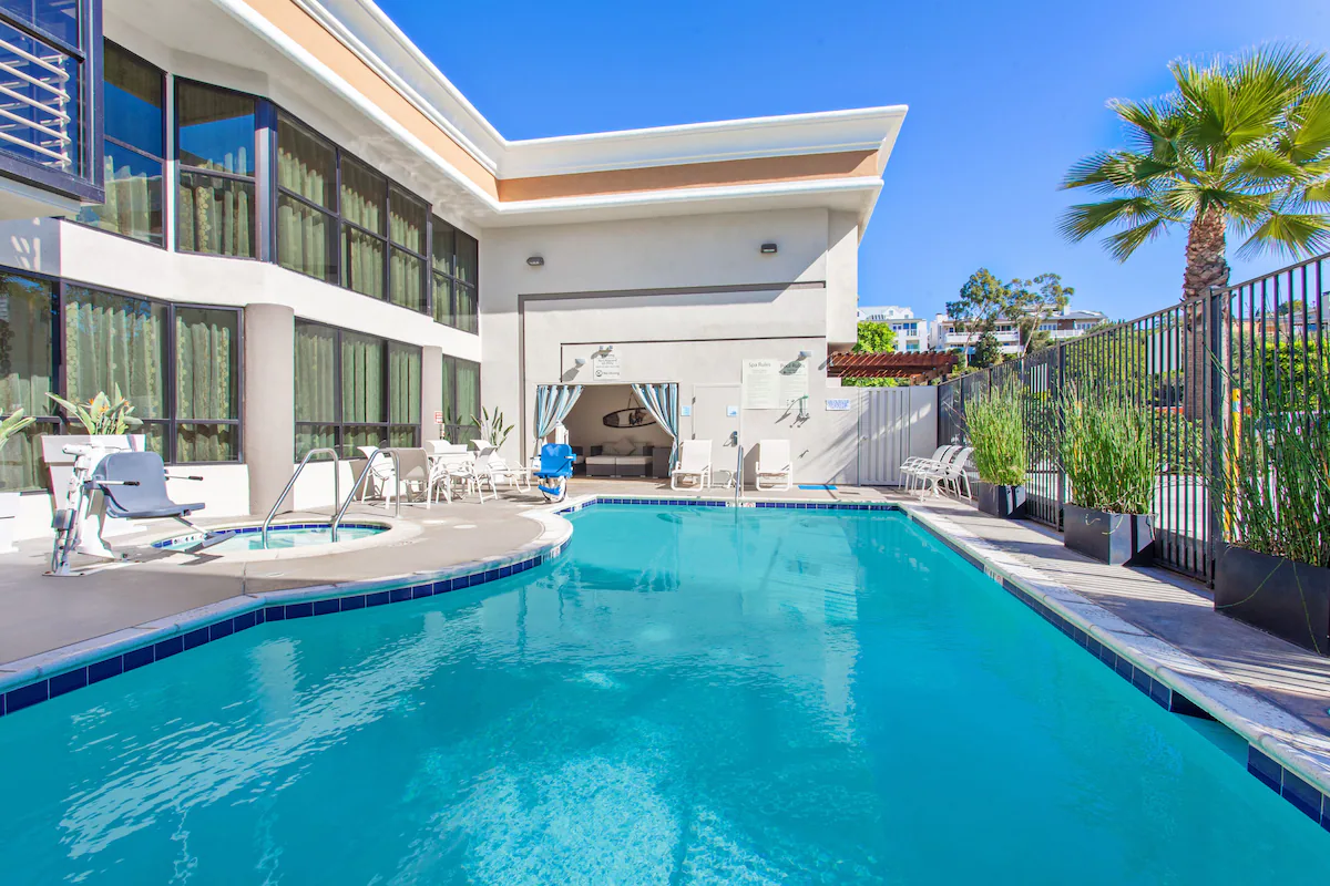 Holiday Inn Express Hotel and and Suites swimming pool