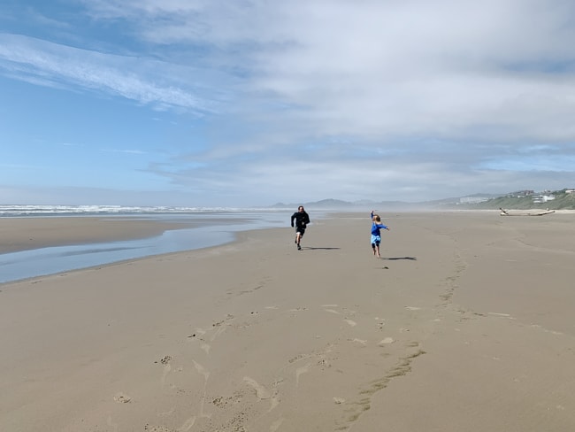 There are beautiful beaches in Seaside, Oregon