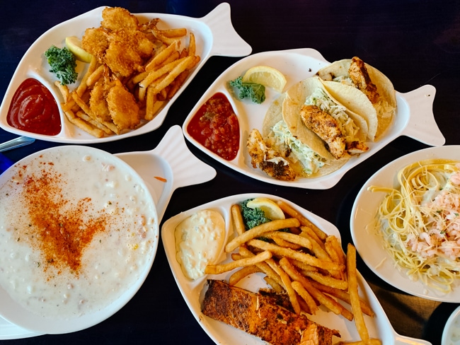 Food from Mo's Chowder in Florence, Oregon