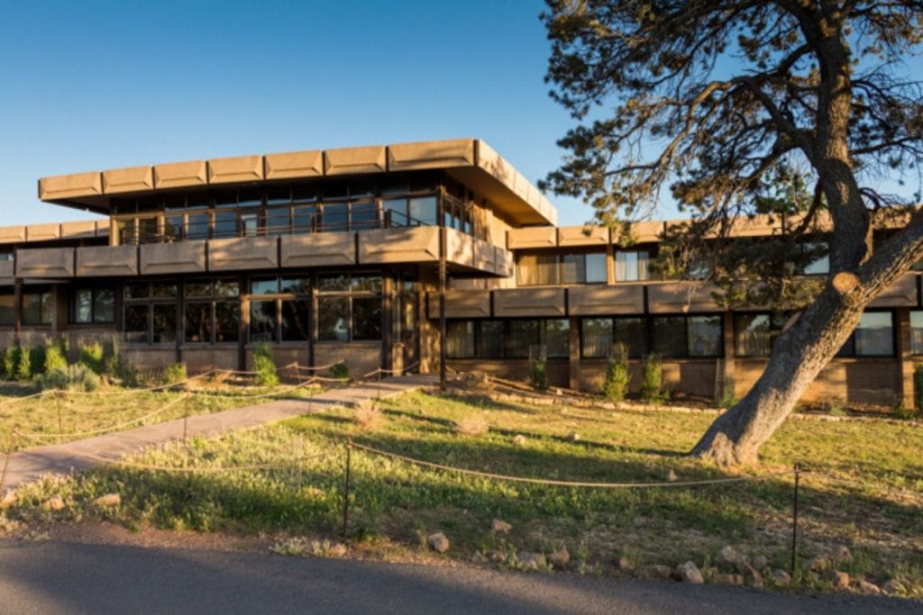 Thunderbird Lodge is one of the great places to stay near the South Rim Grand Canyon