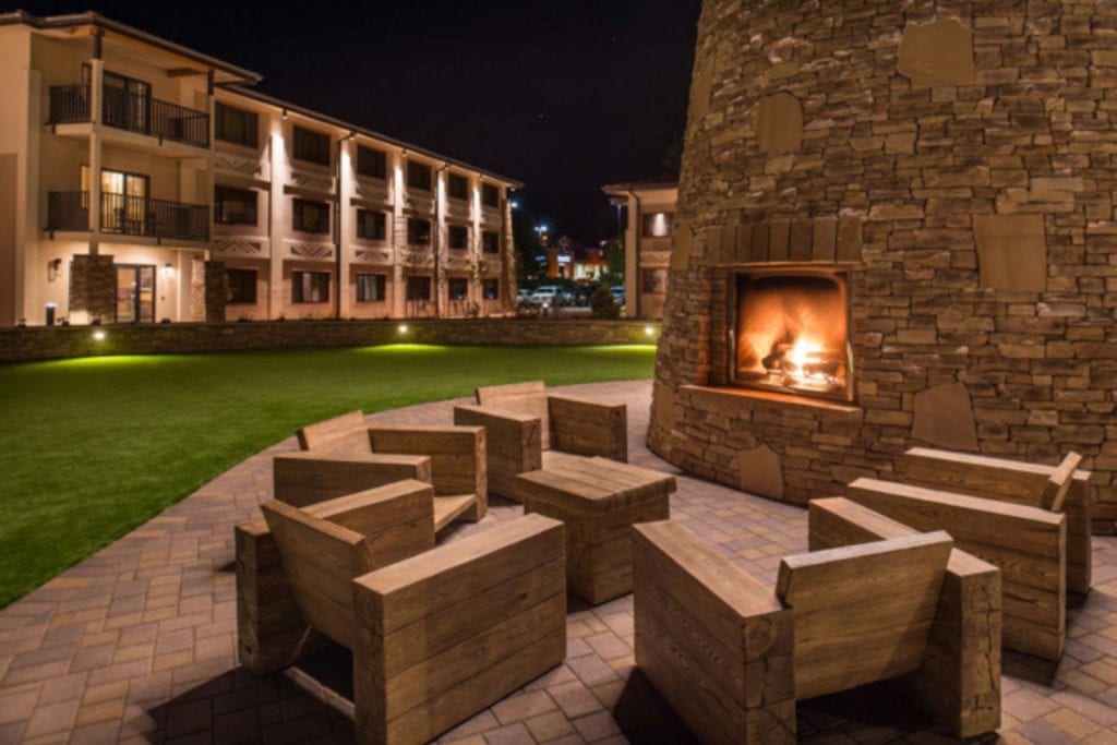Outdoor fire pit at a hotel near the Grand Canyon