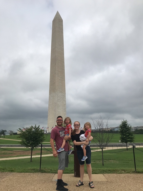 Family in front of the Washington Monument