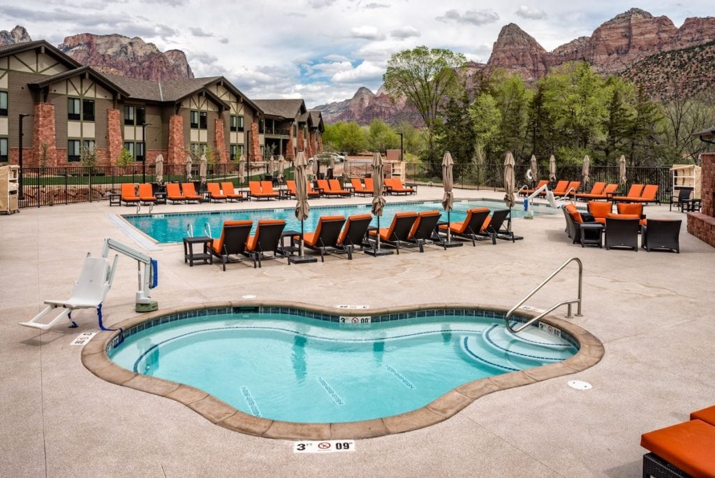 Swimming pool at the Springhill Suites by Marriott