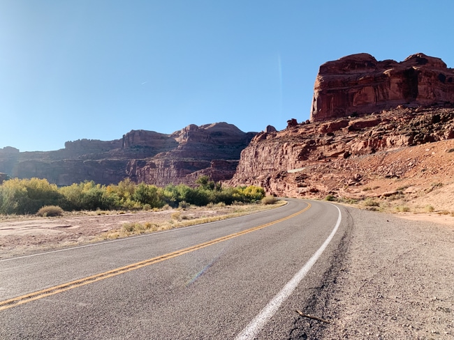 Picture of the Road Near Jeep Arch