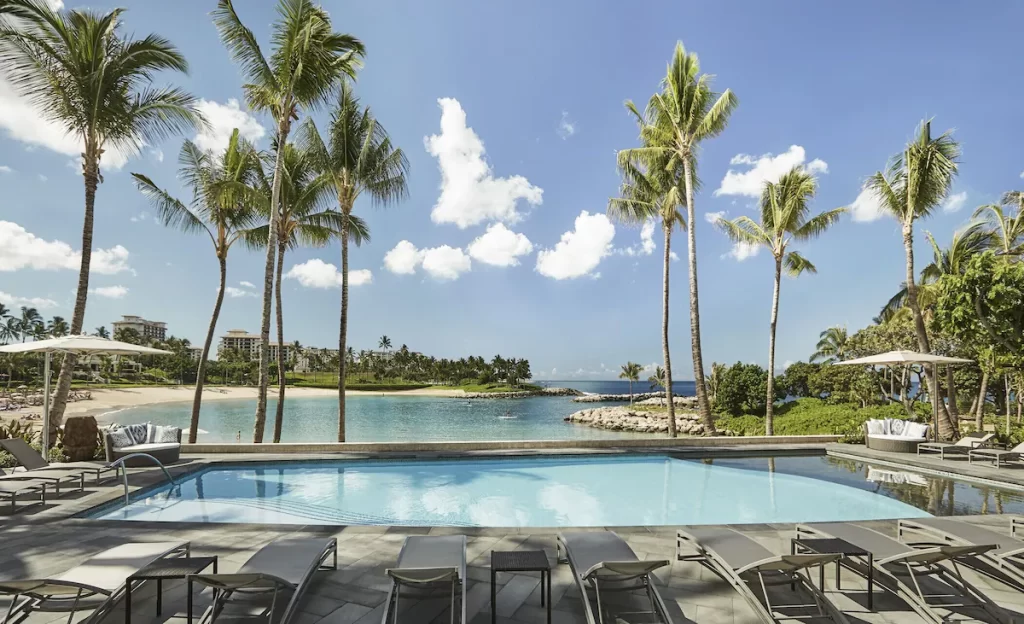 Four Seasons Resort swimming pool