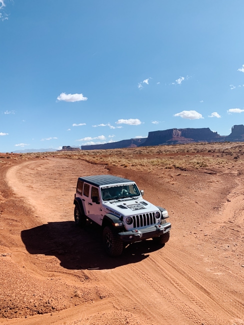 Jeep on a 4x4 road in Moab