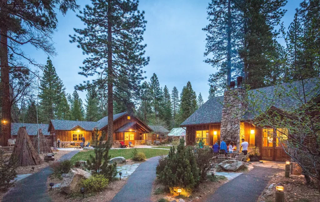 Evergreen Lodge near Yosemite