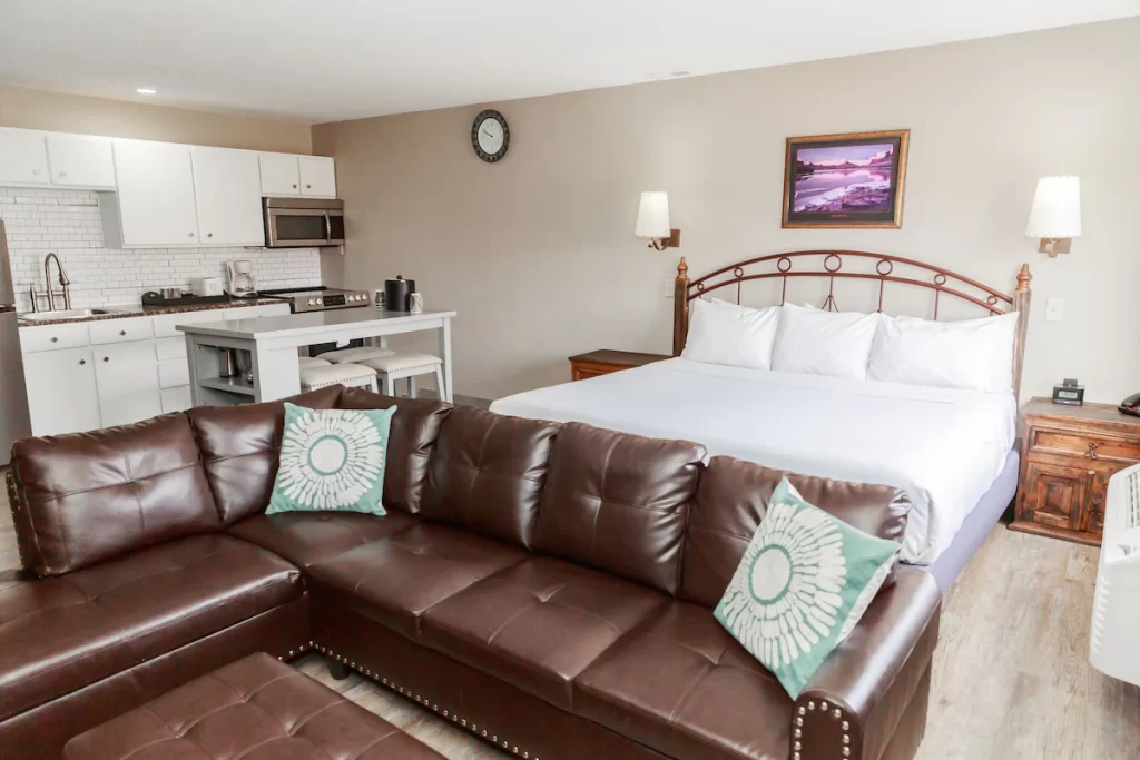 Hotel room at the Aarchway Inn, a convenient place to stay near the fun things to do in Moab