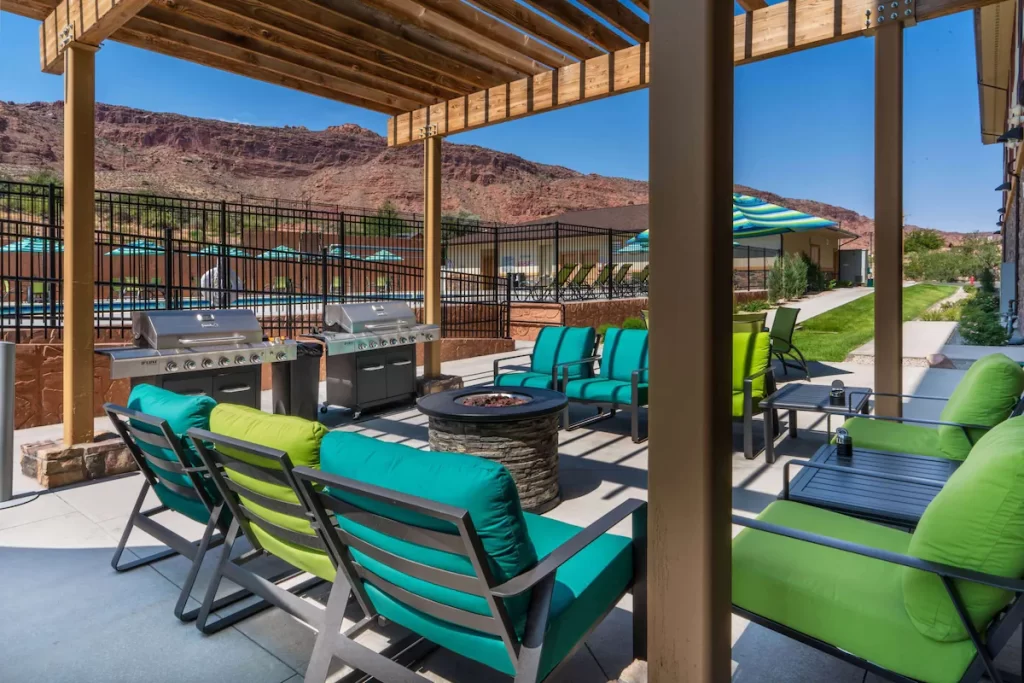 Wingate by Wyndham Moab is one of the best budget places to stay near Canyonlands National Park.