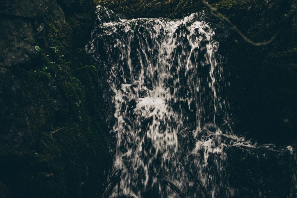 Dark Hollow Falls