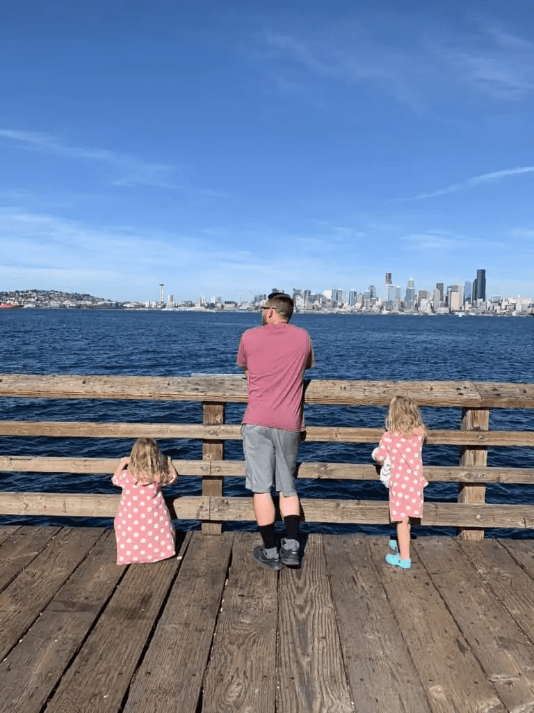 Family enjoying the fun things to do in Seattle with kids