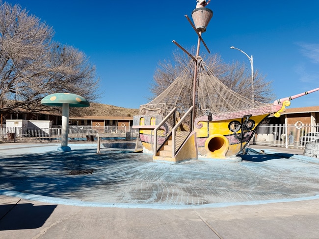 Splash pad at the White's City Cavern Inn