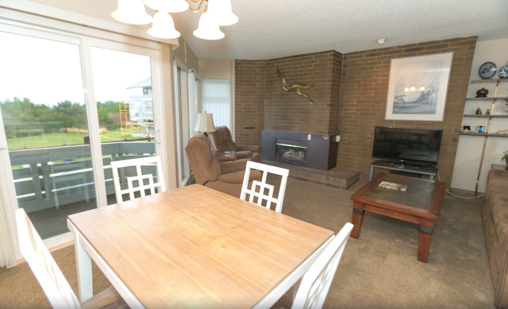 Dining and living areas in a staying room at The Grey Gull, one of the most dog-friendly places to stay in Ocean Shores.