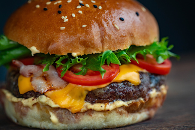 Burger from Diamond Bar Grand Canyon Ranch, one of the best places to eat when traveling from Las Vegas to the Grand Canyon.