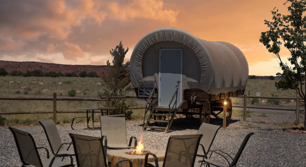 Outdoor space at Broken Spur Inn & Steakhouse.