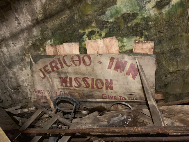 Old sign in Washington