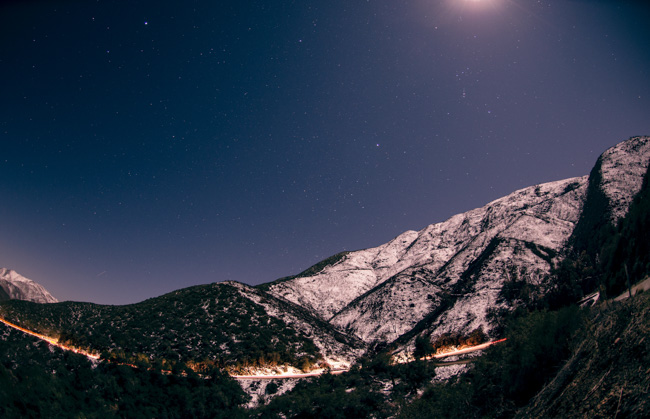 Snowy hillside in San Diego.