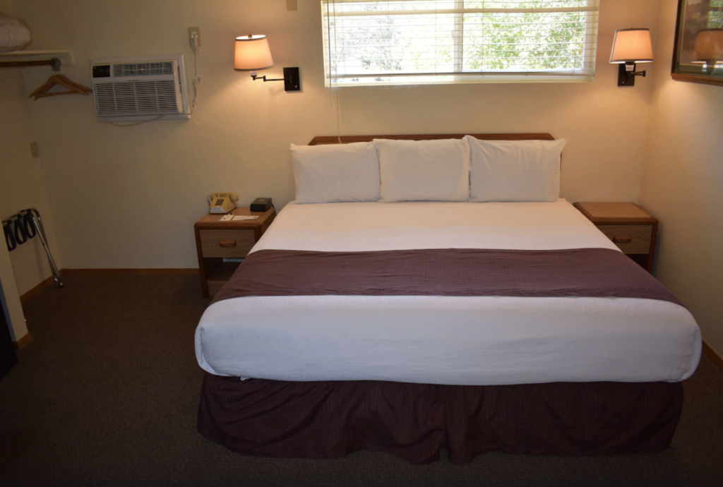 A staying room at Lazy J Ranch Motel, one of the best places to stay when visiting Sequoia National Park in December.