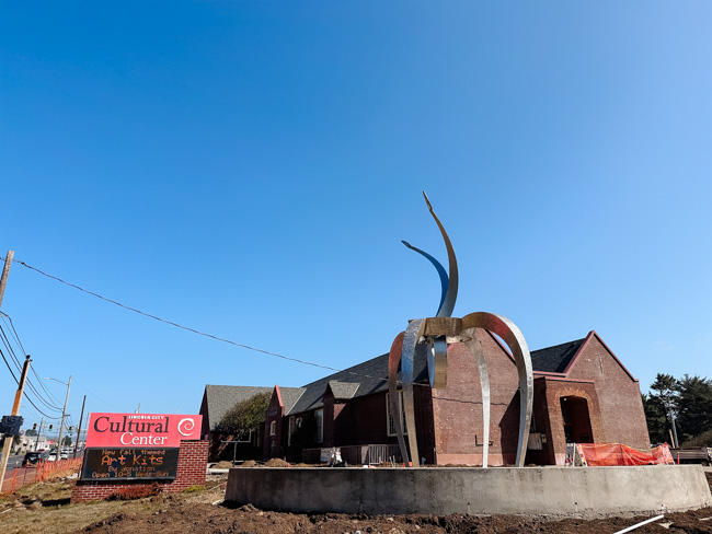 A visit to the Lincoln City Cultural Center is one of the most educational things to do in Lincoln City.