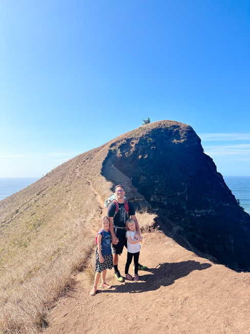 Hiking God's Thumb is one of the best things to do in Lincoln City.