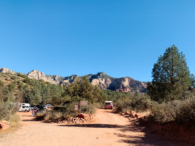 Parking lot for the Broken Arrow trailhead in Northern Arizona